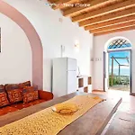 Blu Isola, Terre Marine Апартаменты *